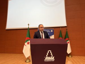 وزير السياحة