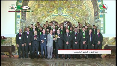 صورة رئيس الجمهورية يشرف على حفل تكريم للنادي الجزائري اتحاد الجزائر الفائزين بكأس الكونفدرالية CAF