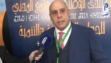 صورة ممثل الجالية الجزائرية في اسبانيا السيد كمال ياكر يتحدث لميكرفون باك برس